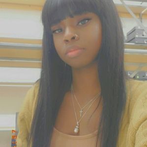 Meet your Posher, Ebony